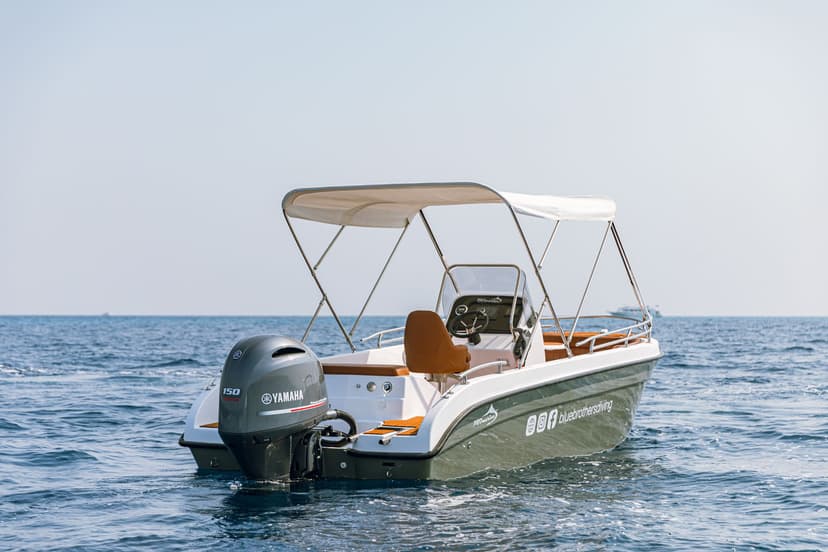 Private Speedboat Snorkeling Trip – 2½ Hours for up to 4 Guests